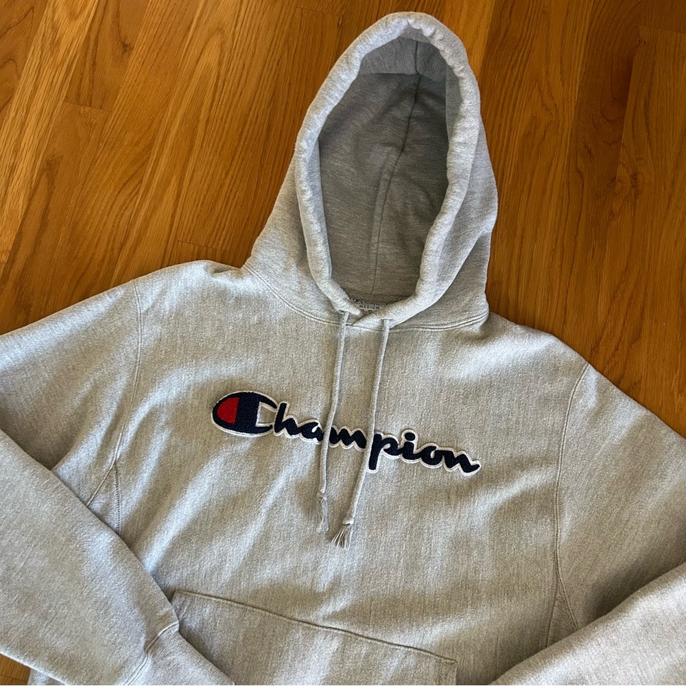CHAMPION | Reverse Weave Gray Hoodie Embroidered Logo